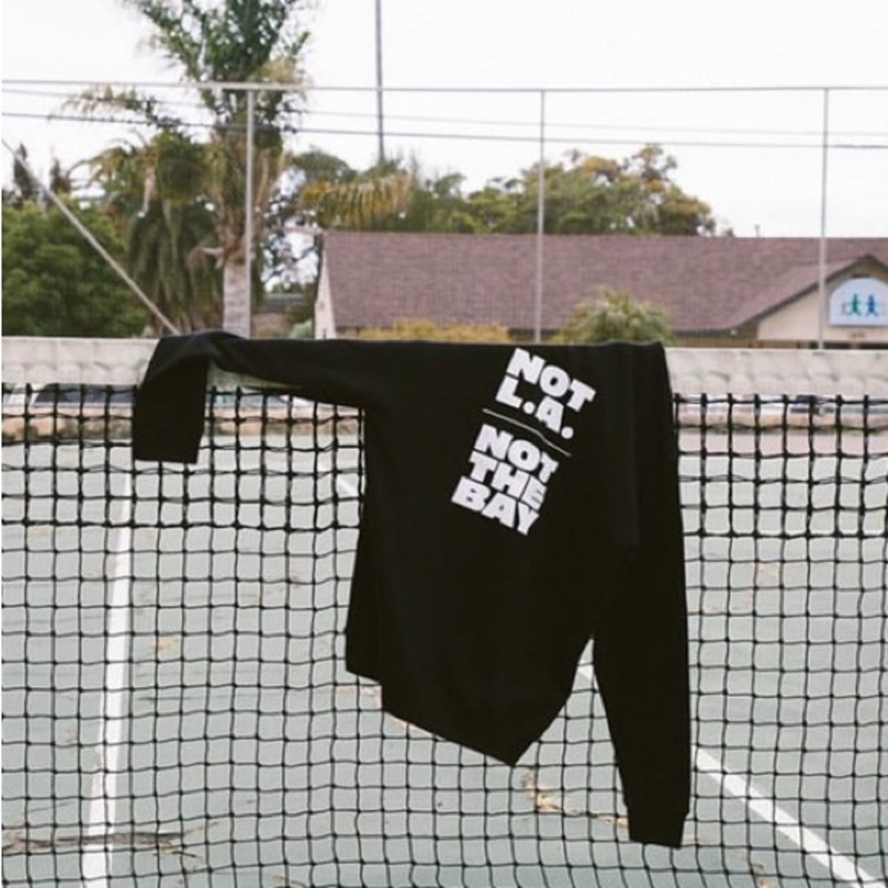 Men's Esteem Surf Black Graphic Crewneck Sweater - NOT L.A. NOT THE BAY